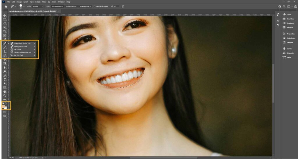 Cleaning up selection area for teeth whitening in Photoshop using Brush tool