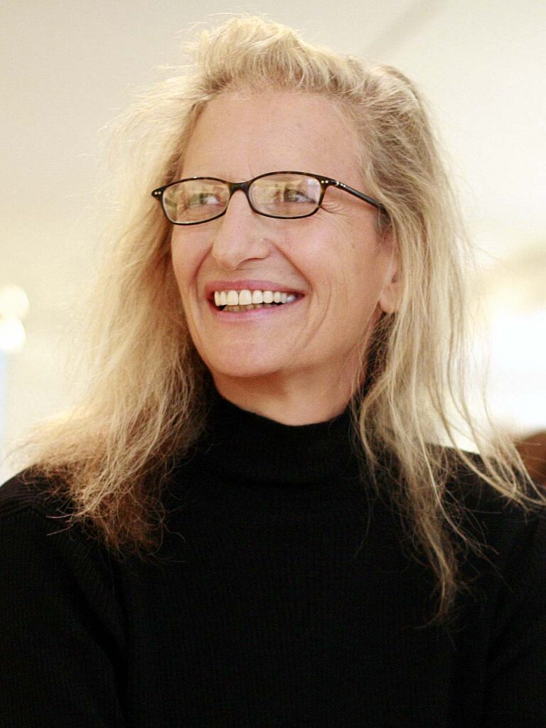 Annie leibovitz renowned portrait photographer